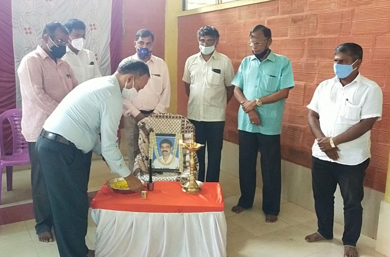 ಕಾರ್ಕಡ ಗೆಳೆಯರ ಬಳಗದಿಂದ ಅಗಲಿದ ಶಿವರಾಮ್ ಗೆ ಶ್ರದ್ದಾಂಜಲಿ