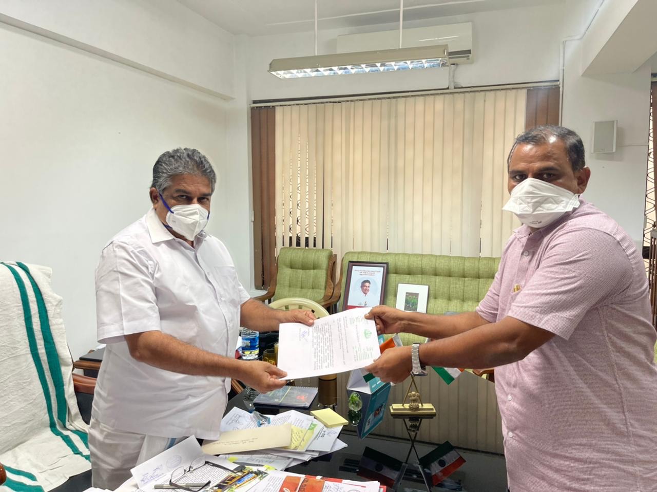 ಸಮುದ್ರ ತೀರದ ನಿವಾಸಿಗಳ ಸಮಸ್ಯೆಗಳಿಗೆ ಪರಿಹಾರ ಒದಗಿಸಲು ಮಂಜೇಶ್ವರ ಶಾಸಕ ಮನವಿ