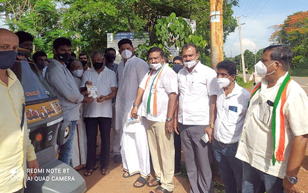 ಉರ್ಪೆಲ್ ಪಾದೆ: ಆಟೋ ರಿಕ್ಷಾ ಚಾಲಕರಿಗೆ ಐಸೋಲೇಷನ್ ಕಿಟ್ ವಿತರಣೆ