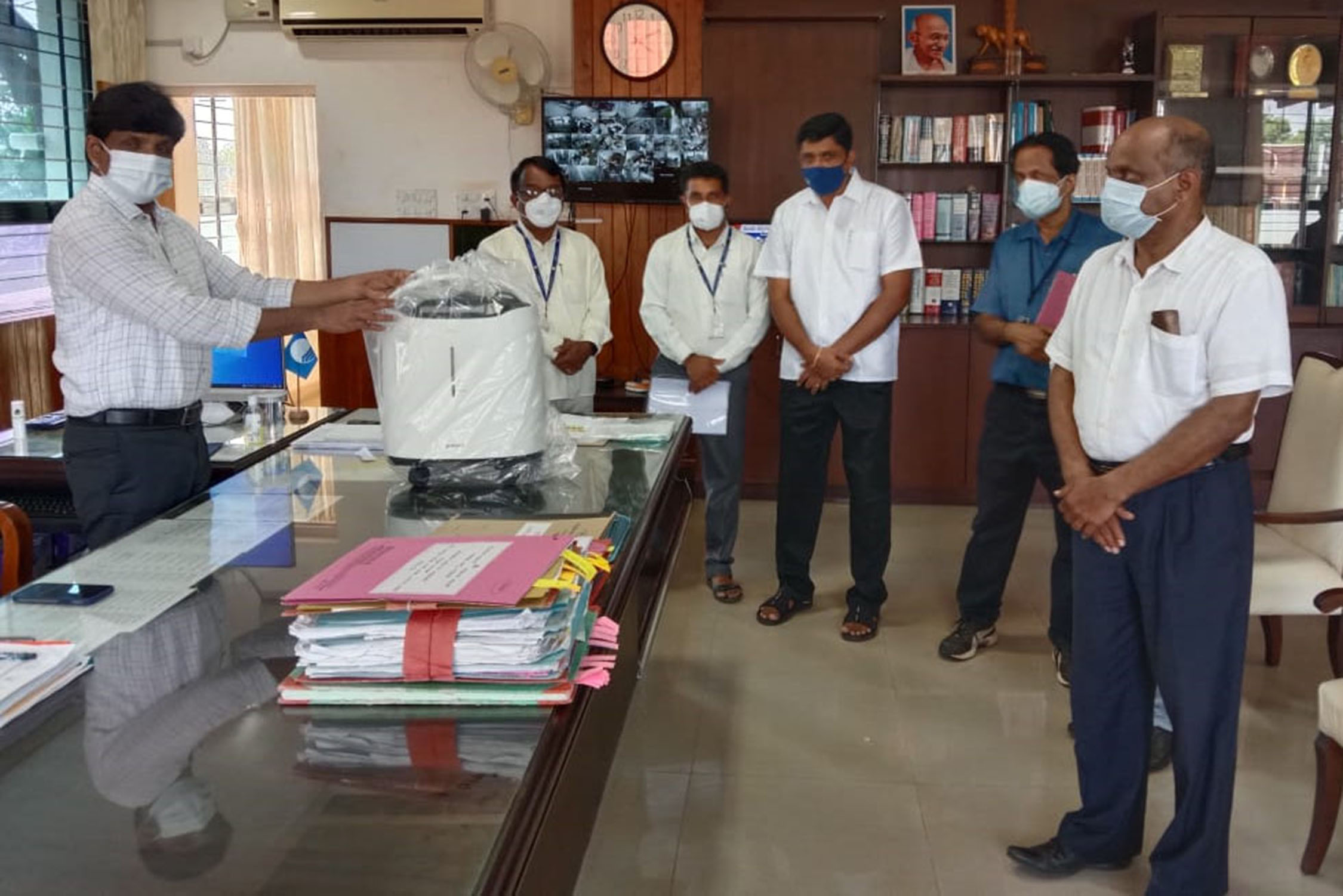 ಧರ್ಮಸ್ಥಳ ಸಂಸ್ಥೆಯಿಂದ ಉಡುಪಿ ಜಿಲ್ಲಾಸ್ಪತ್ರೆಗೆ ಆಕ್ಸಿಜನ್ ಕಾನ್ಸಂಟ್ರೇಟರ್