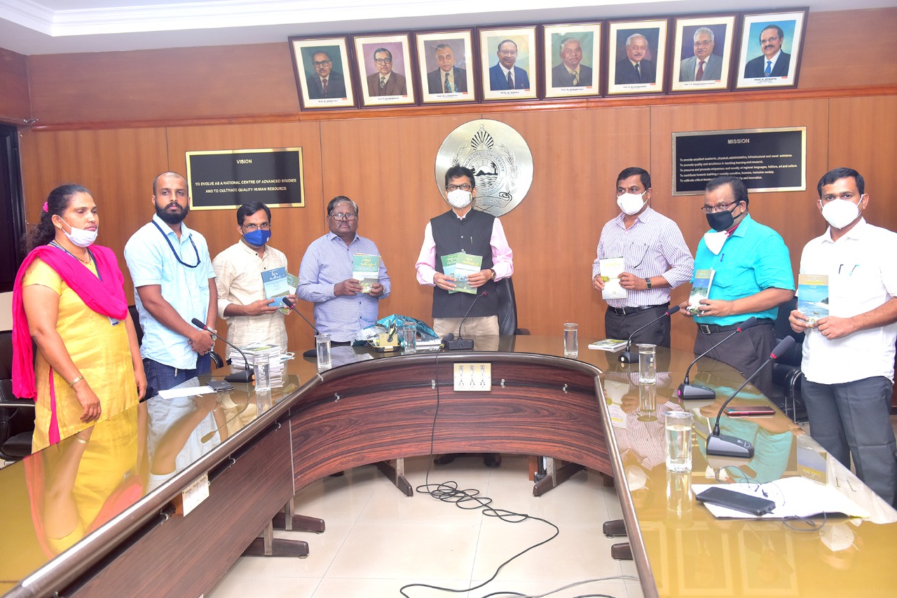 ಮಂಗಳೂರು ವಿಶ್ವವಿದ್ಯಾನಿಲಯದ ಪ್ರಸಾರಾಂಗದಿಂದ 12 ಪಠ್ಯಪುಸ್ತಕಗಳ ಬಿಡುಗಡೆ
