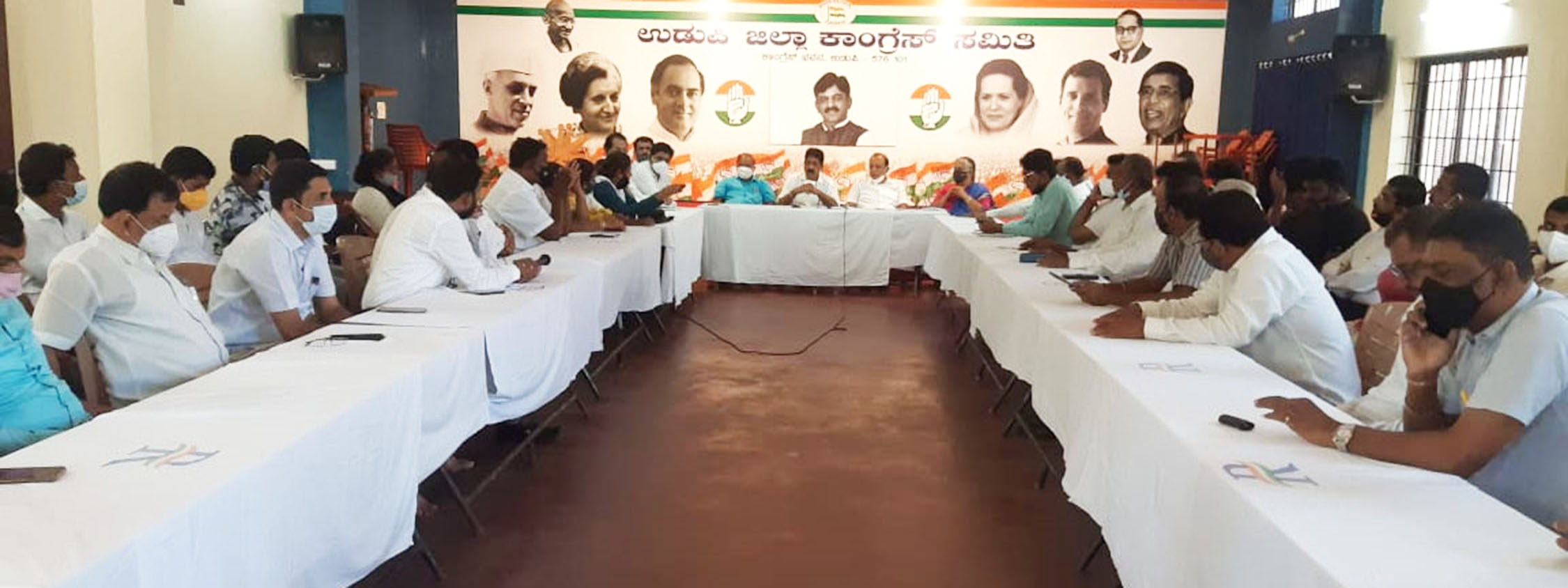 ಕೋವಿಡ್ ನಿರ್ವಹಣೆಯಲ್ಲಿ ಕೇಂದ್ರ, ರಾಜ್ಯ ಸರಕಾರಗಳು ವಿಫಲ: ಜಿಲ್ಲಾ ಕಾಂಗ್ರೆಸ್ ಅಧ್ಯಕ್ಷ ಅಶೋಕ್‌ ಕುಮಾರ್