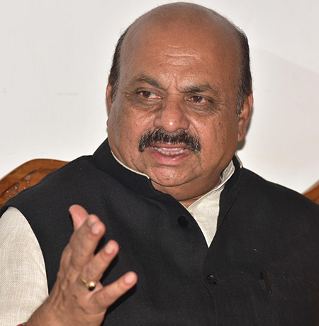 ಜಿಲ್ಲಾವಾರು ಕೋವಿಡ್ ವಸ್ತುಸ್ಥಿತಿ ಆಧರಿಸಿ ಲಾಕ್ ಡೌನ್ ಸಡಿಲಿಕೆ ಬಗ್ಗೆ ಸಿಎಂ ನಿರ್ಧಾರ : ಗೃಹ ಸಚಿವ ಬಸವರಾಜ ಬೊಮ್ಮಾಯಿ