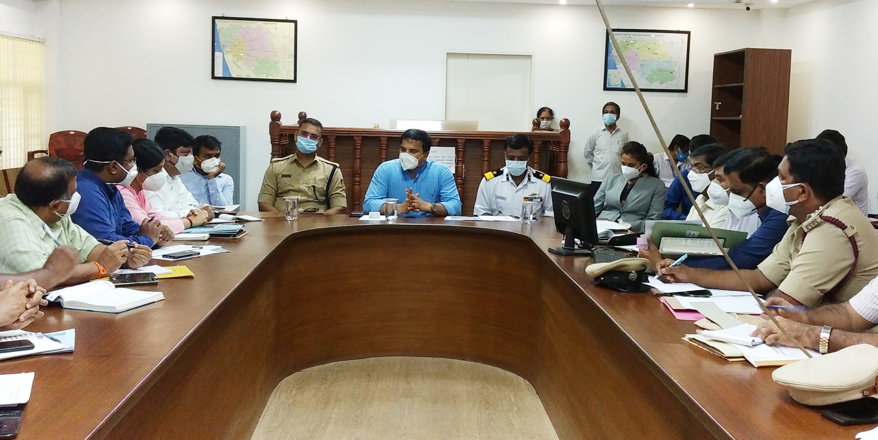 ತುರ್ತು ಪರಿಸ್ಥಿತಿಗಳ ನಿರ್ವಹಣೆಗೆ ಸಿದ್ಧತೆ ಮಾಡಿಕೊಳ್ಳಿ: ಅಧಿಕಾರಿಗಳಿಗೆ ದ.ಕ. ಡಿಸಿ ಸೂಚನೆ