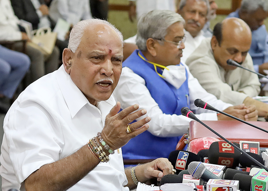 ಪೆರಿಫೆರಲ್ ರಿಂಗ್ ರಸ್ತೆ ಕಾಮಗಾರಿ ಕ್ಷಿಪ್ರ ಅನುಷ್ಠಾನಕ್ಕೆ ಆದ್ಯತೆ ನೀಡಿ: ಮುಖ್ಯಮಂತ್ರಿ ಯಡಿಯೂರಪ್ಪ