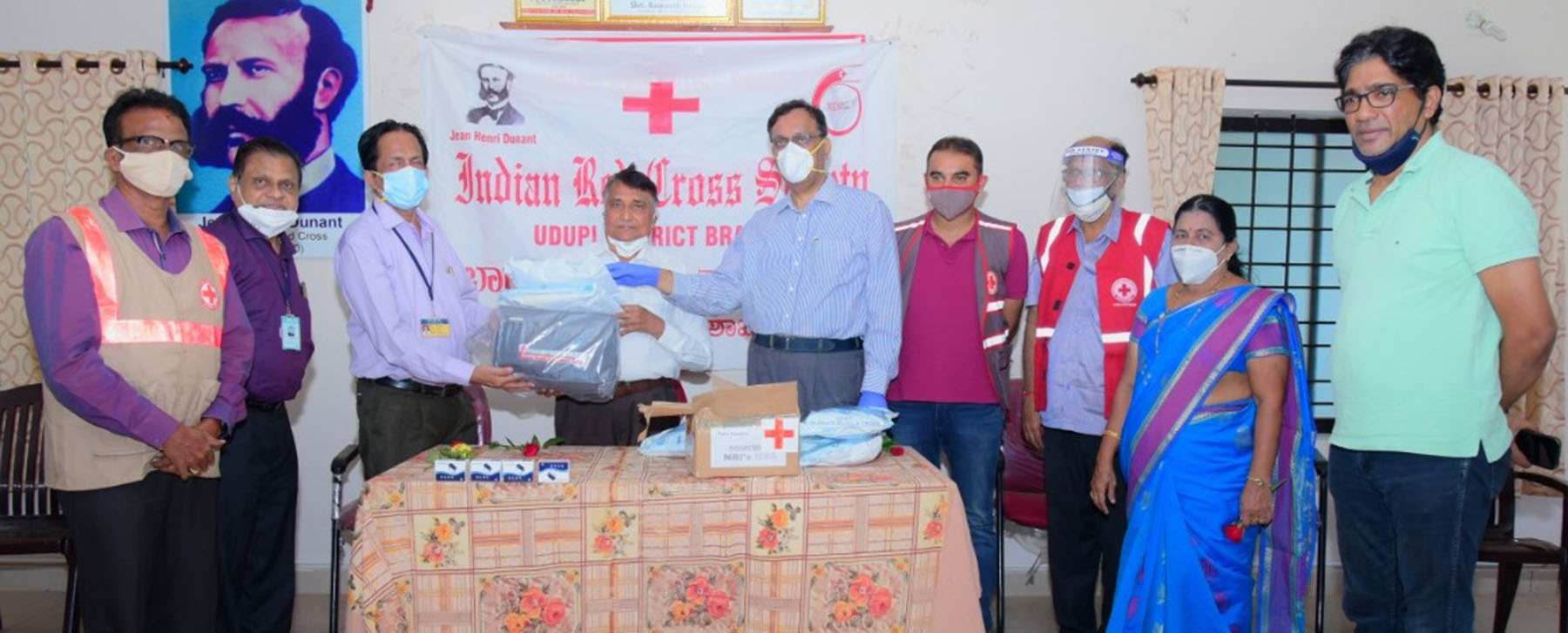 ರೆಡ್‌ಕ್ರಾಸ್‌ನಿಂದ ಜಿಲ್ಲಾಸ್ಪತ್ರೆಗೆ ಬಿಪಾಪ್ ಸಿಸ್ಟಮ್ ಯಂತ್ರ ಹಸ್ತಾಂತರ