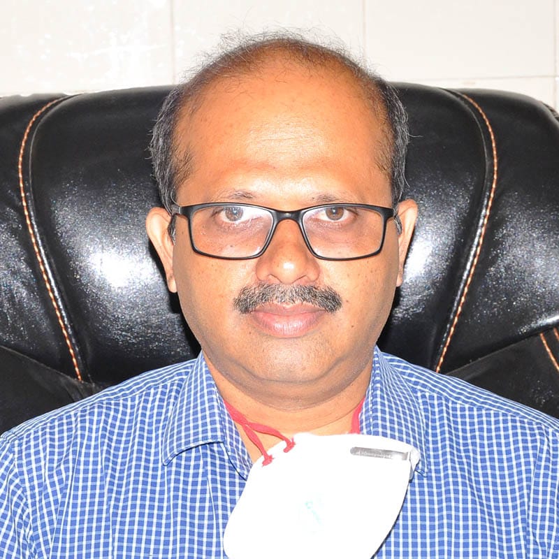 ವಾಟ್ಸಾಪ್ ಗ್ರೂಪ್ ಮೂಲಕ ಹೊರ ಜಿಲ್ಲೆ, ವಿದೇಶಗಳ ವೈದ್ಯರಿಂದ ಸೋಂಕಿತರಿಗೆ ಚಿಕಿತ್ಸೆ ಕುರಿತು ಸಲಹೆ