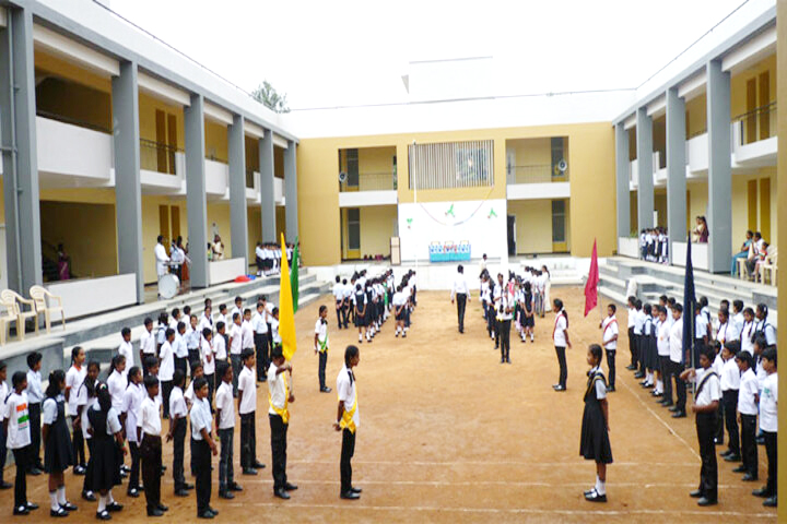 ಏಕಾಏಕಿ ಮುಚ್ಚಿದ ಶ್ರೀ ಬಸವೇಶ್ವರ ಅಂಗ್ಲ ಮಾಧ್ಯಮ ಶಾಲೆ: ಆರ್‌ಟಿ‌ಇ ಅಡಿಯಲ್ಲಿ ದಾಖಲಾದ 56 ಮಕ್ಕಳು ಅತಂತ್ರ