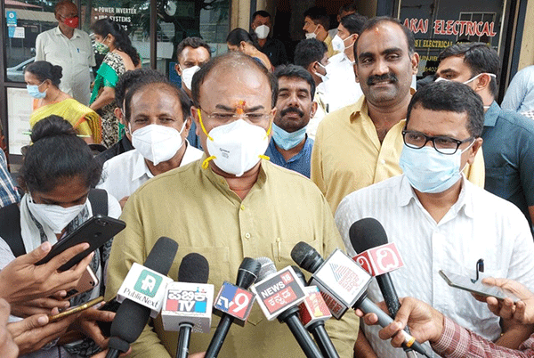 ಕೆಆರ್‌ಎಸ್ ಡ್ಯಾಂ ನಿಜವಾಗಿಯೂ ಬಿರುಕು ಬಿಟ್ಟಿದೆ: ಸಚಿವ ಲಿಂಬಾವಳಿ