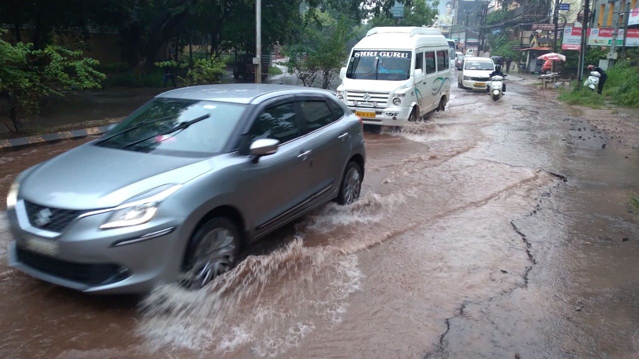 ದ.ಕ.ಜಿಲ್ಲಾದ್ಯಂತ ತೀವ್ರಗೊಂಡ ಮಳೆ: ನಾಲ್ಕು ಮನೆಗಳಿಗೆ ಹಾನಿ