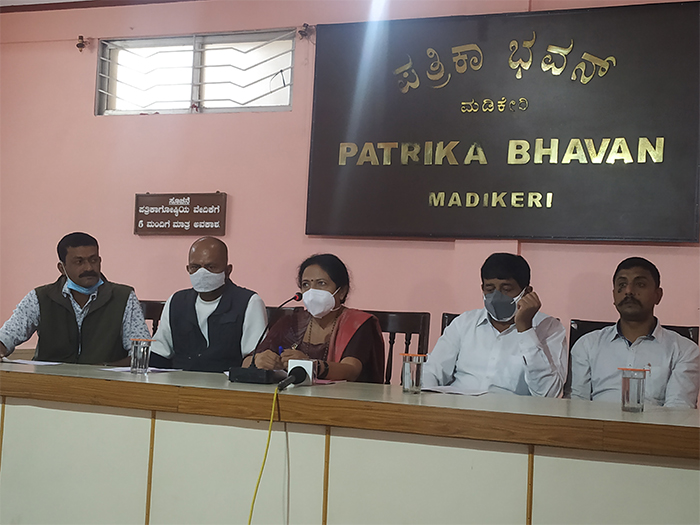 ಮಂತ್ರಿಗಳು ಬರ್ತಾರೆ, ಹೋಗ್ತಾರೆ ಕೊಡಗಿಗೇನು ಲಾಭ ಇಲ್ಲ: ಎಂಎಲ್‍ಸಿ ವೀಣಾ ಅಚ್ಚಯ್ಯ ಅಸಮಾಧಾನ