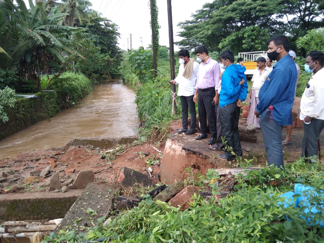 ಕರಾವಳಿಯಲ್ಲಿ ಮುಂಗಾರು ಬಿರುಸು: ಮಳೆ ಆರ್ಭಟಕ್ಕೆ ನೆಲಸಮವಾದ ಕಿರುಸೇತುವೆ