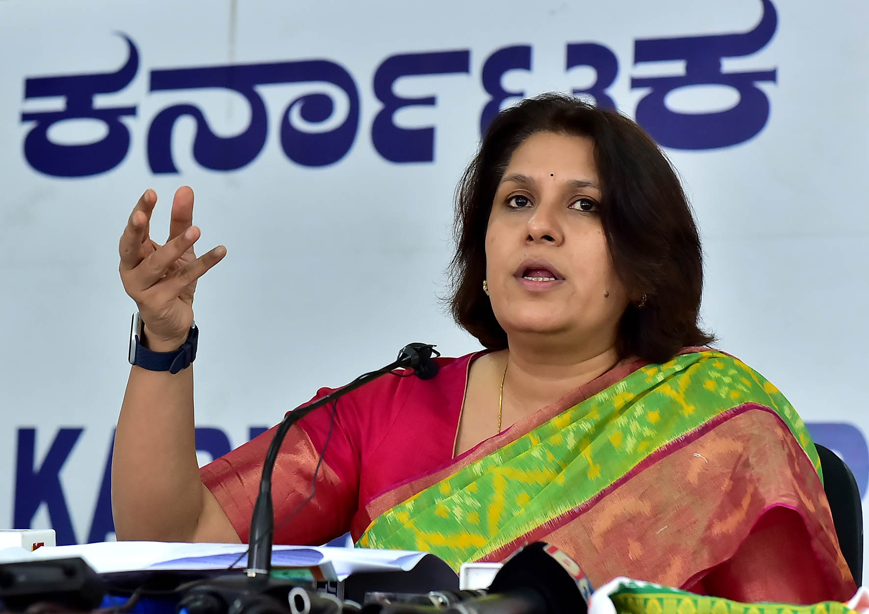 ಕೇಂದ್ರ ಸರಕಾರದ ದುರಾಸೆ, ಶೋಷಣೆಯಿಂದ ತೈಲ ಬೆಲೆ ಏರಿಕೆ: ಎಐಸಿಸಿ ವಕ್ತಾರೆ ಸುಪ್ರಿಯಾ ಶ್ರೀನೇಟ್ ಆರೋಪ