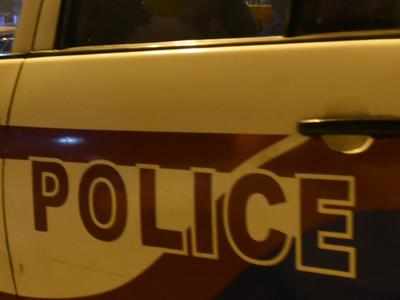 ಉತ್ತರಪ್ರದೇಶ:ಕಾರು ಪಲ್ಟಿಯಾಗಿ ಒತ್ತೆಸೆರೆಯಿಂದ ಪಾರಾದ ಯುವತಿ,ಪೊಲೀಸರಿಗೆ ದೂರು