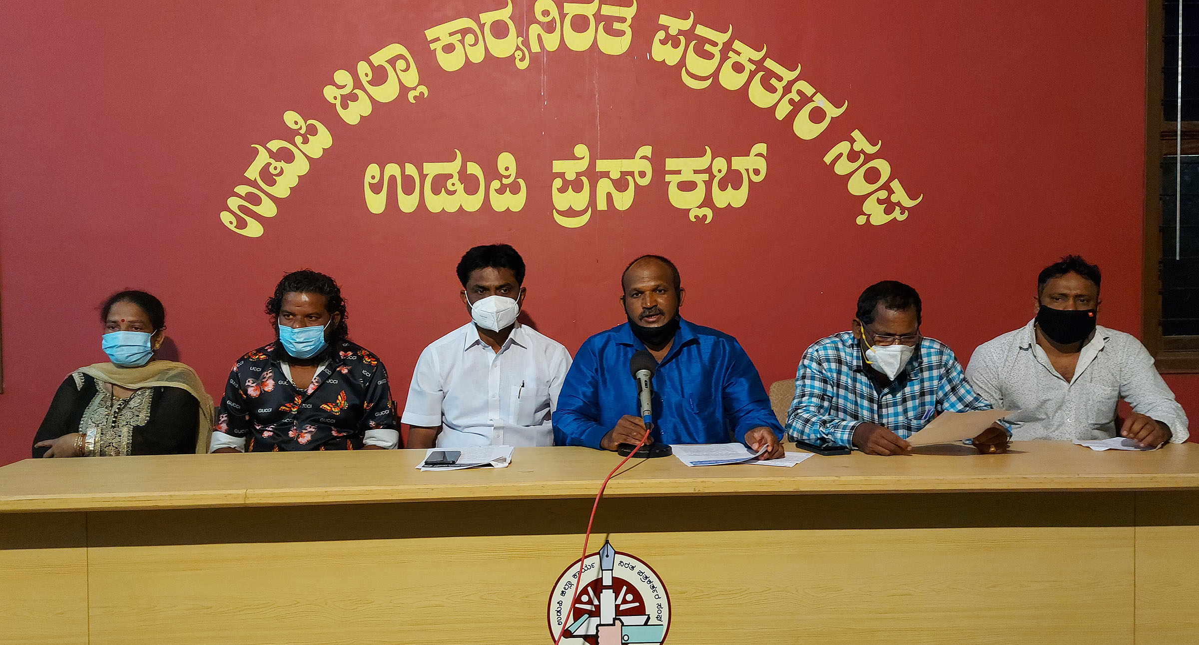 ದಲಿತರ ಗೂಡಂಗಡಿ ತೆರವುಗೊಳಿಸುವ ಮೂಲಕ ಜಿಲ್ಲಾಡಳಿದಿಂದ ಕಾನೂನು ಉಲ್ಲಂಘನೆ: ದಸಂಸ ಆರೋಪ