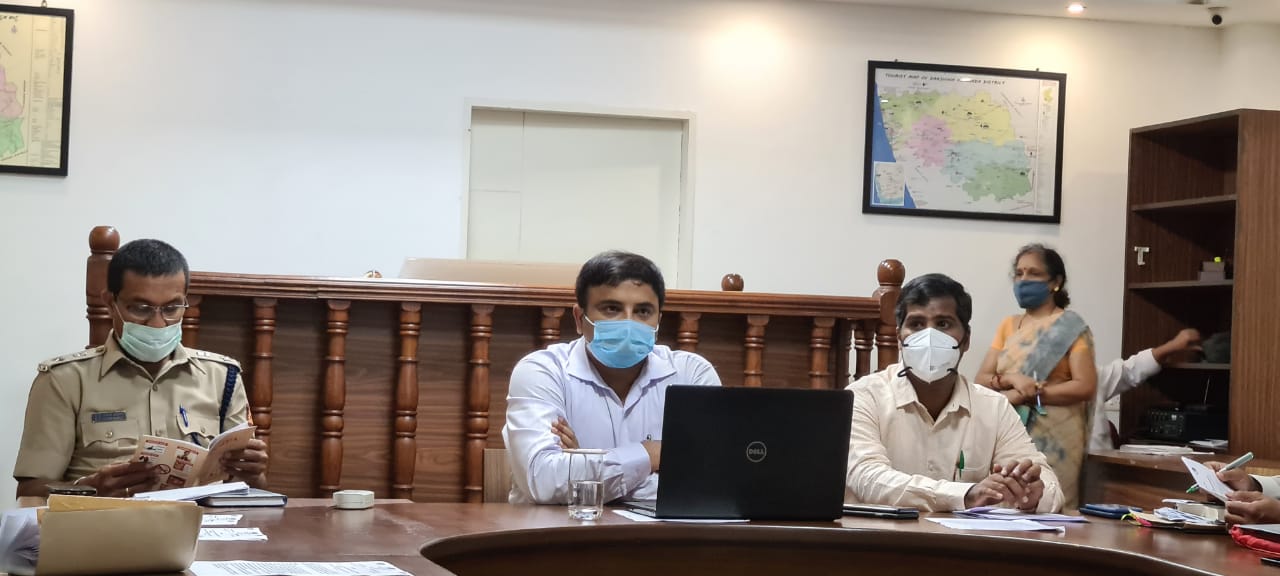 ಶಾಲಾ-ಕಾಲೇಜು ವ್ಯಾಪ್ತಿ ತಂಬಾಕು ಮುಕ್ತವೆಂದು ಘೋಷಣೆಗೆ ಕ್ರಮ ವಹಿಸಲು ಡಿಸಿ ಡಾ. ರಾಜೇಂದ ಸೂಚನೆ