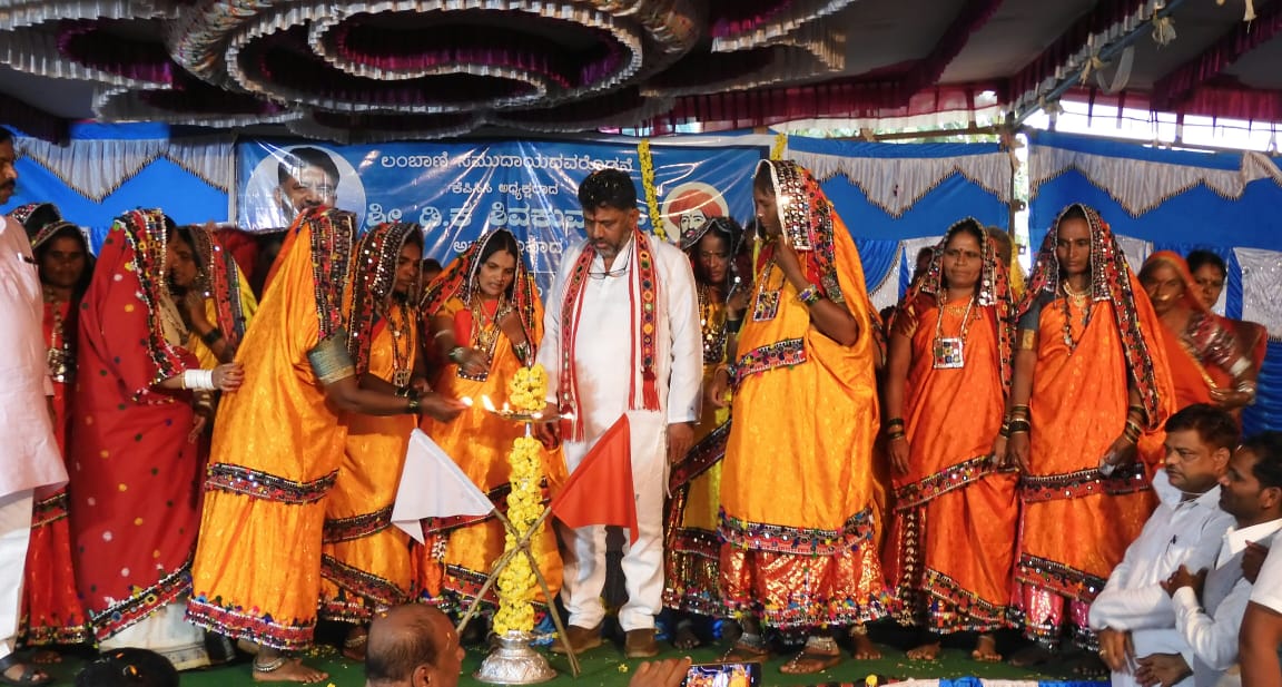 ಶಿವಮೊಗ್ಗ: ಲಂಬಾಣಿ ಜನರನ್ನು ಒಕ್ಕಲೆಬ್ಬಿಸಲು ಕಾಂಗ್ರೆಸ್ ಪಕ್ಷ ಬಿಡುವುದಿಲ್ಲ; ಡಿ.ಕೆ.ಶಿವಕುಮಾರ್