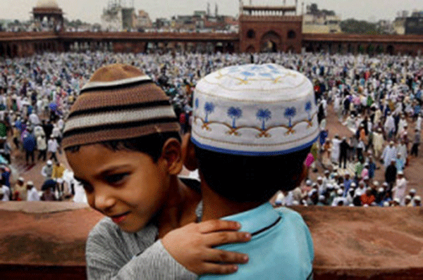 ಬಕ್ರೀದ್ ಹಿನ್ನೆಲೆ: ಮಸೀದಿಗಳಲ್ಲಿಯೇ ನಮಾಝ್ ಗೆ ಮೌಲಾನ ಇಮ್ರಾನ್ ರಶಾದಿ ಕರೆ