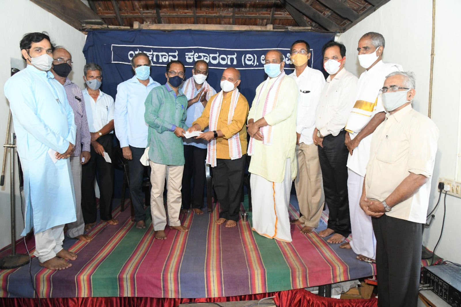 ಉಡುಪಿ: ಯಕ್ಷಗಾನ ಕಲಾವಿದರಿಗೆ ಸಹಾಯಧನ ವಿತರಣೆ