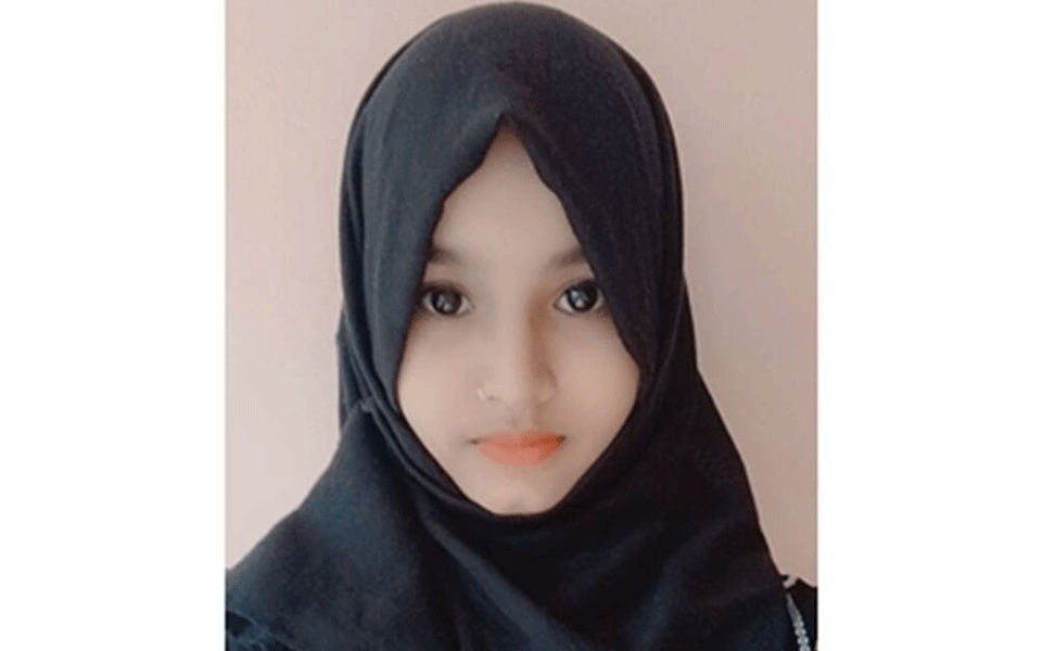 ಬಂಗಾಳ ವಲಸಿಗ ಕುಟುಂಬದ ಬಾಲಕಿಗೆ ಕೇರಳದ ಎಸ್ಸೆಸ್ಸೆಲ್ಸಿ ಪರೀಕ್ಷೆಯಲ್ಲಿ ಎಲ್ಲಾ ವಿಷಯಗಳಲ್ಲಿ ಎ+ ಗ್ರೇಡ್