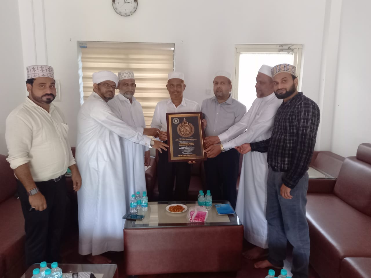 ಕರೀಂ ಹಾಜಿ ಚೆನ್ನಾರ್ ಗೆ ಕುಂಬ್ರದಲ್ಲಿ ಸನ್ಮಾನ