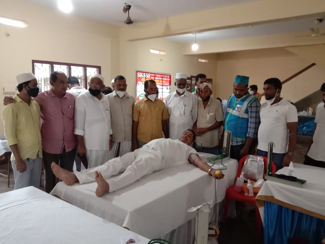 ಆಮೆಮ್ಮಾರ್ ಎಸ್ಕೆಎಸ್ಸೆಸೆಫ್ ವತಿಯಿಂದ ರಕ್ತದಾನ ಶಿಬಿರ
