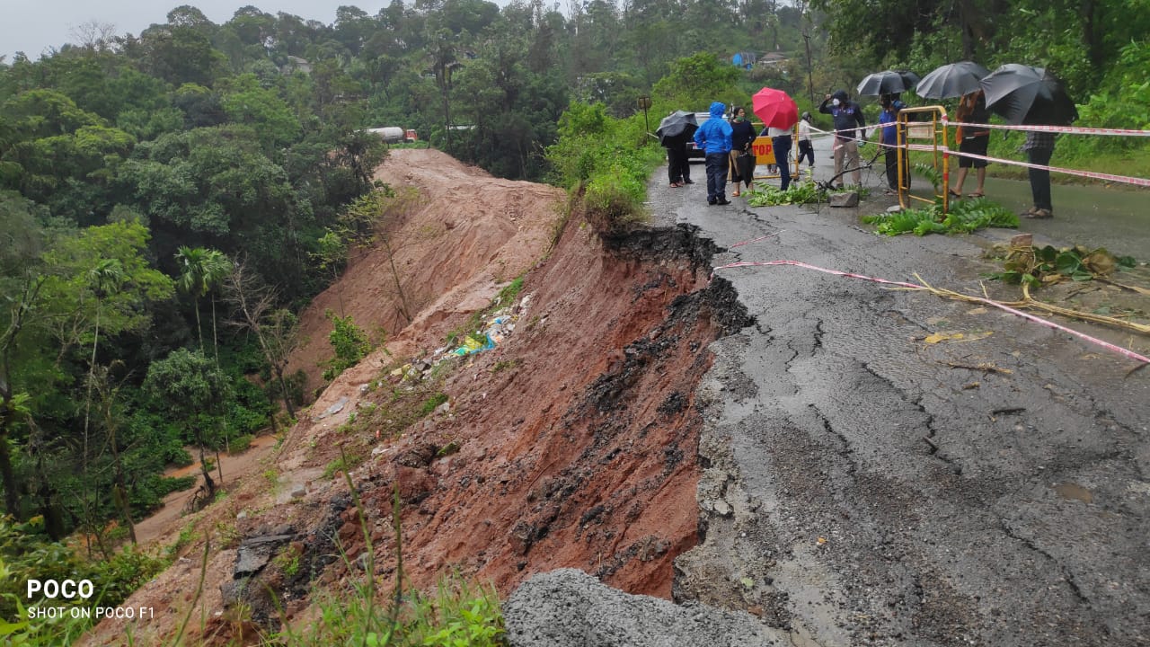 ಬೆಂಗಳೂರು-ಮಂಗಳೂರು ಹೆದ್ದಾರಿ ಭೂಕುಸಿತ: ವಿಪತ್ತು ಕಾರ್ಯಪಡೆಯ ತುರ್ತು ಸಭೆ