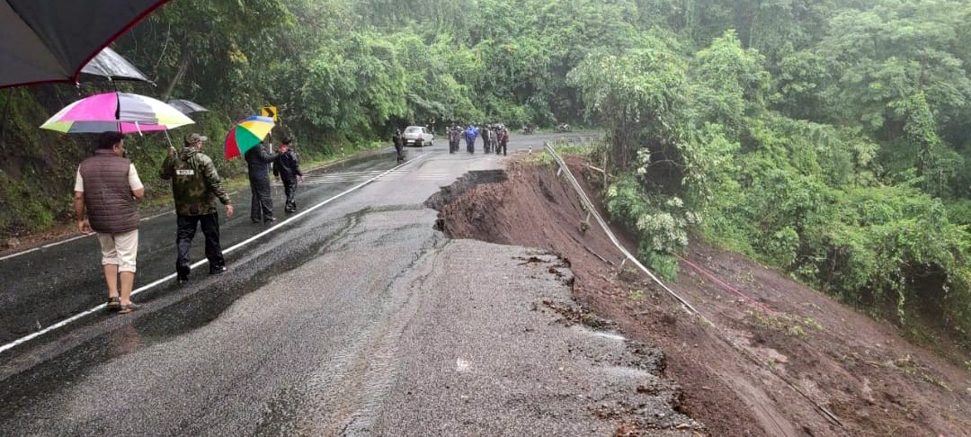 ಮಹಾ’ಮಳೆಯ ಅಬ್ಬರ: 90ಕ್ಕೂ ಹೆಚ್ಚು ಮಂದಿ ಮೃತ್ಯು