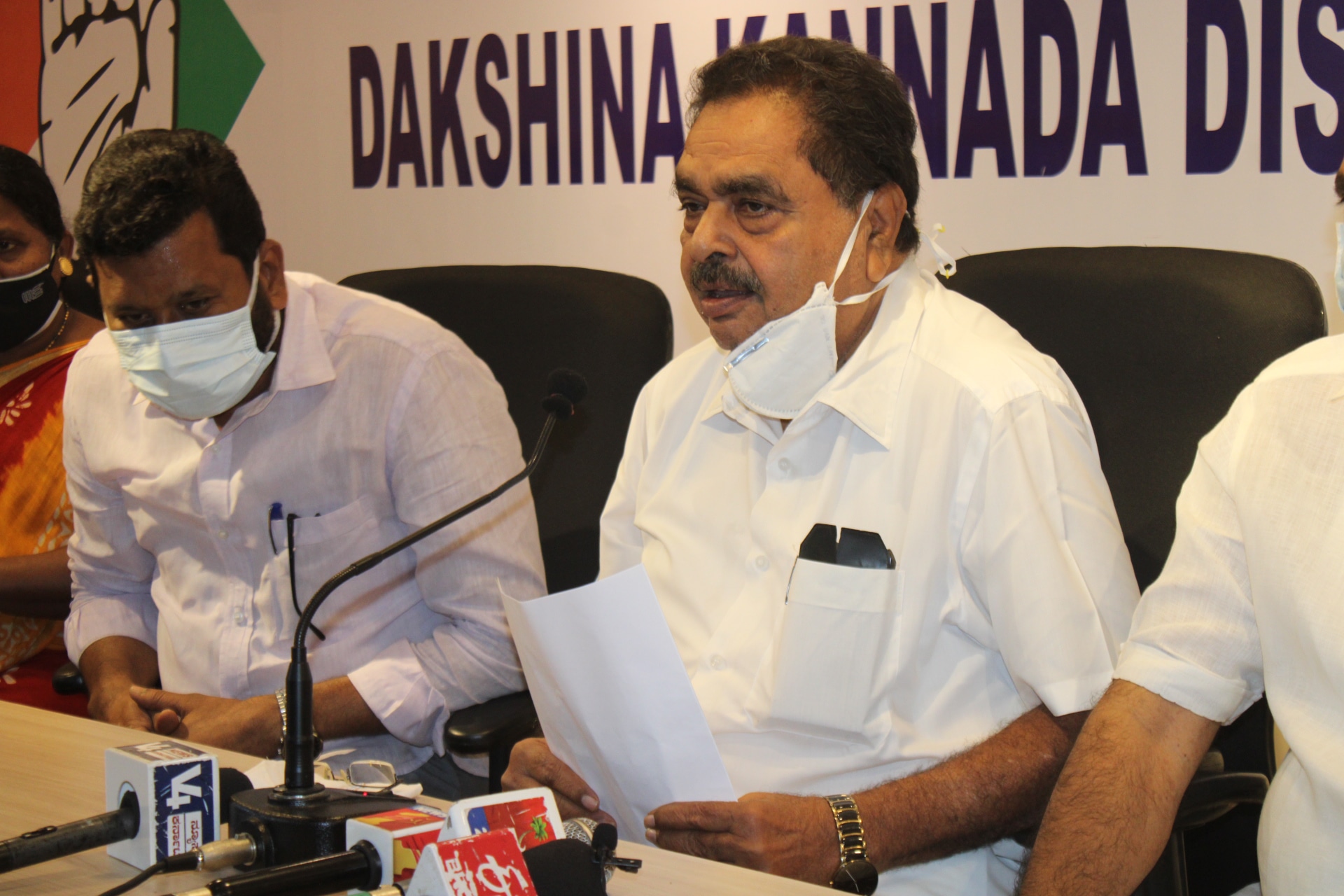 ಸಂಸದರ ಧ್ವನಿ ತಿಳಿಯದವರು ಜನರಿಗೆ ಸ್ಪಂದಿಸುವರೇ : ರಮಾನಾಥ ರೈ ಪ್ರಶ್ನೆ