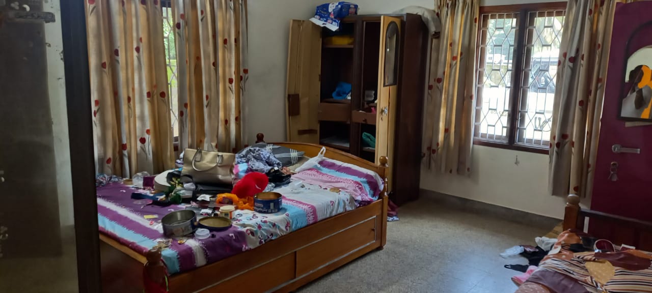 ಮೂಳೂರು : ಲಕ್ಷಾಂತರ ರೂ. ಮೌಲ್ಯದ ಚಿನ್ನಾಭರಣ, ನಗದು ಕಳವು