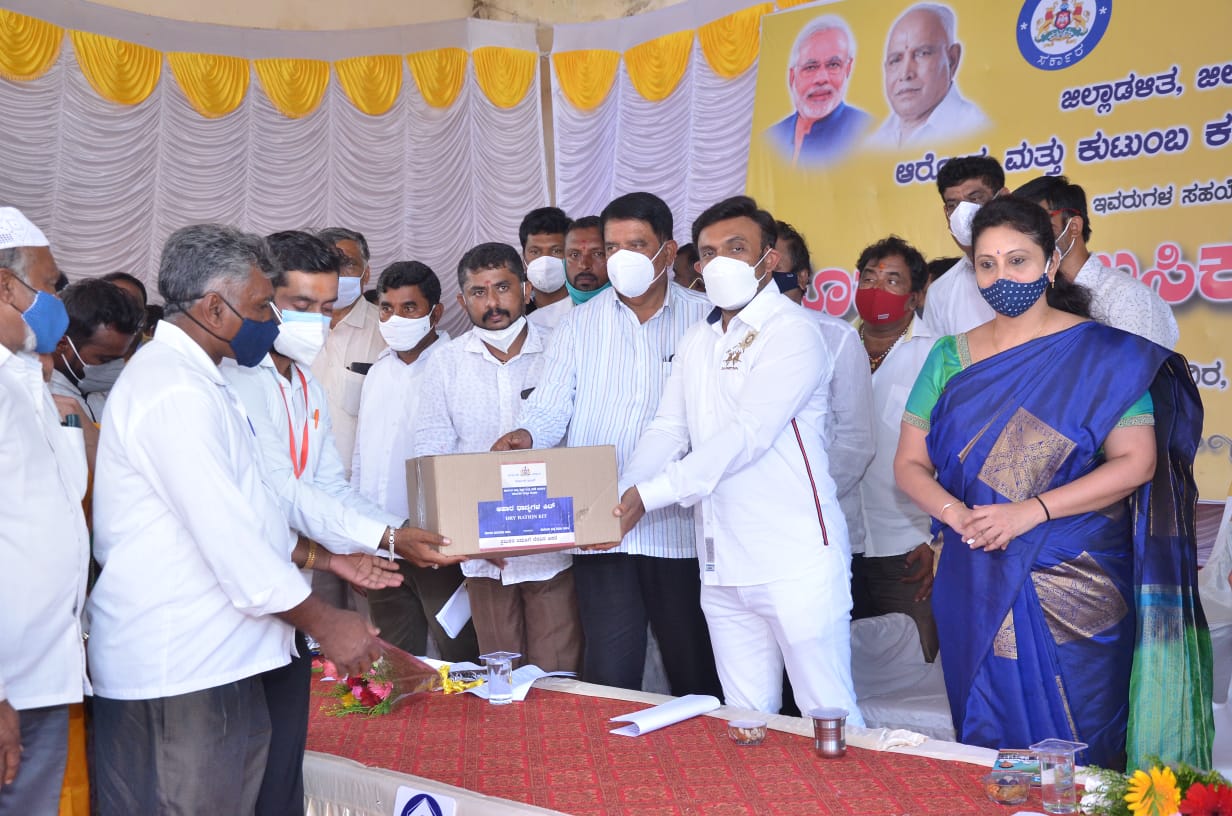 ಎರಡು ಮೂರು ತಿಂಗಳಲ್ಲಿ ರಾಜ್ಯಾಧ್ಯಂತ 5 ಕೋಟಿ ಜನರಿಗೆ ಲಸಿಕೆ ಗುರಿ: ಸಚಿವ ಡಾ. ಸುಧಾಕರ್