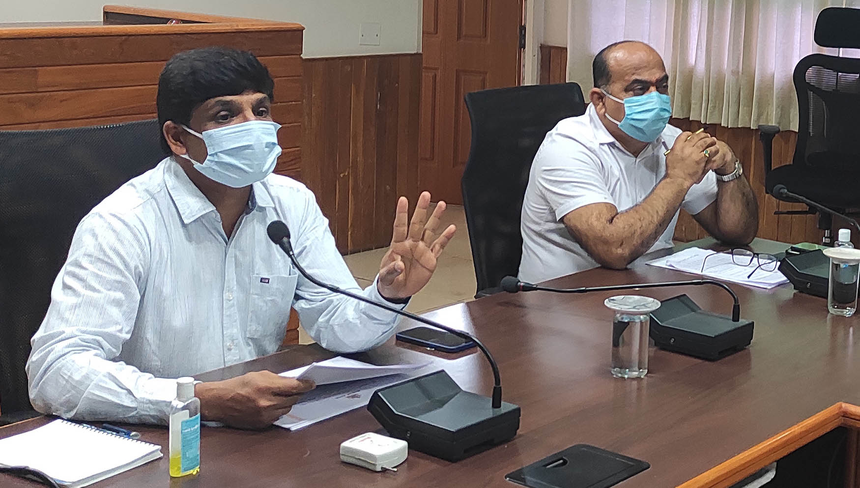 ಖಾಸಗಿ ಆಸ್ಪತ್ರೆಗಳಲ್ಲಿ ಚಿಕಿತ್ಸಾ ವಿವರ ಫಲಕ ಕಡ್ಡಾಯ: ಉಡುಪಿ ಜಿಲ್ಲಾಧಿಕಾರಿ