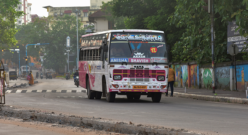 ದ.ಕ. ಜಿಲ್ಲೆಯಲ್ಲಿ ಜು.5ರಿಂದ ರಾತ್ರಿ 9ರವರೆಗೆ ಖಾಸಗಿ ಬಸ್ ಓಡಾಟ : ದಿಲ್‌ ರಾಜ್ ಆಳ್ವ