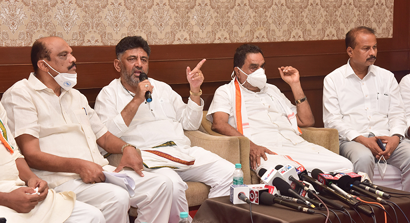 ಮೇಕೆದಾಟು ಯೋಜನೆ ಮುಂದುವರಿಸಲು ಯಡಿಯೂರಪ್ಪ ಮುಂದಾಗಬೇಕು: ಡಿ.ಕೆ.ಶಿವಕುಮಾರ್