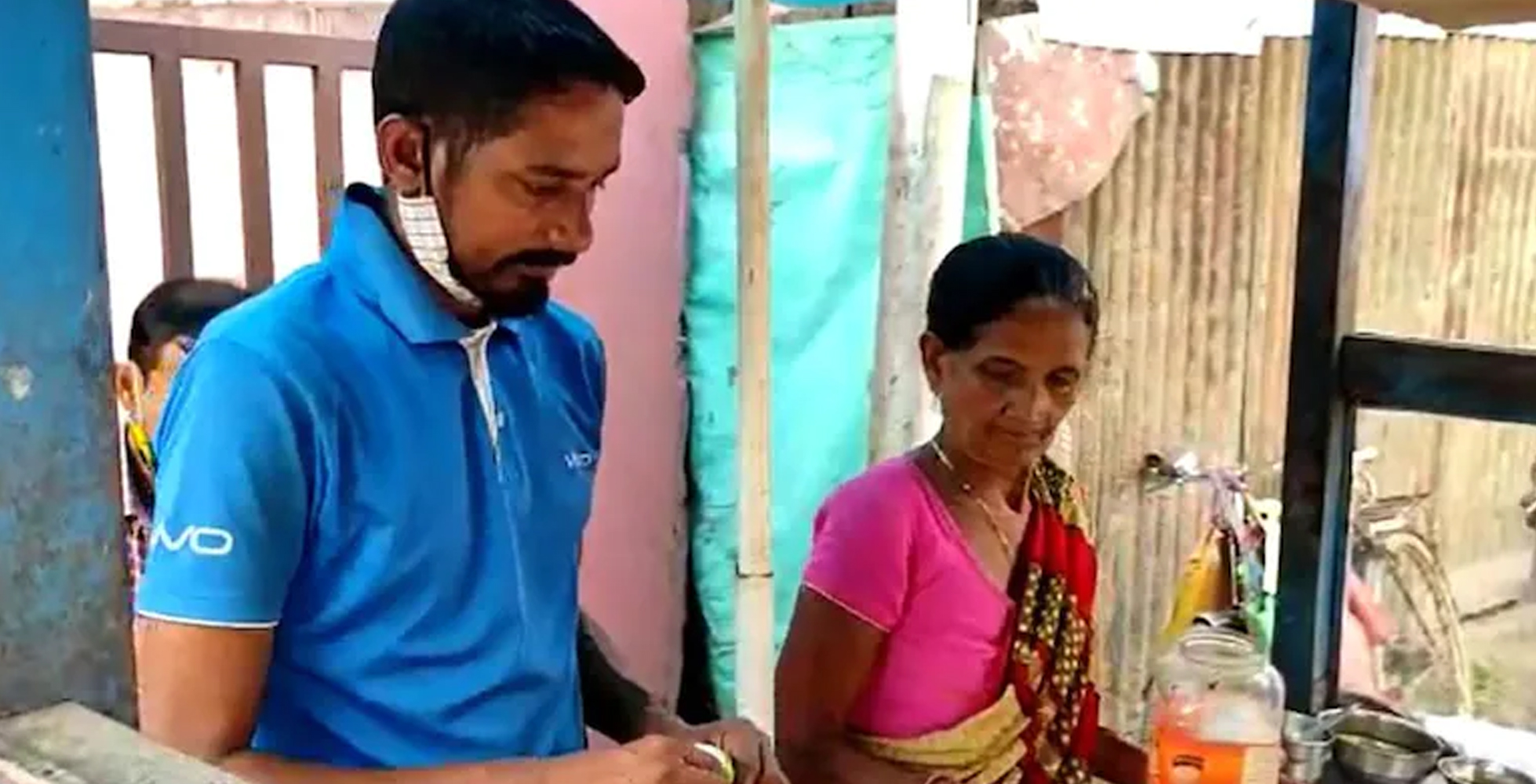 ಸಚಿನ್ ತೆಂಡುಲ್ಕರ್, ಸೌರವ್ ಗಂಗುಲಿಗೆ ಬೌಲಿಂಗ್ ಮಾಡಿದ್ದ ಅಸ್ಸಾಂನ ಸ್ಪಿನ್ನರ್ ಈಗ ರಸ್ತೆ ಬದಿ ಚಹಾ ಮಾರಾಟಗಾರ !