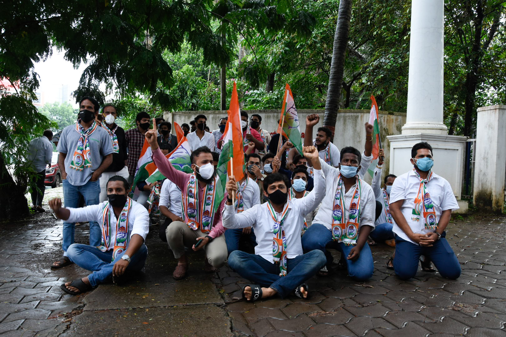 ಕಾರ್ಯಕರ್ತನ ಮೇಲೆ ಪೊಲೀಸ್ ದೌರ್ಜನ್ಯ ಆರೋಪ: ದ.ಕ.ಜಿಲ್ಲಾ ಯುವ ಕಾಂಗ್ರೆಸ್‌ನಿಂದ ಪ್ರತಿಭಟನೆ