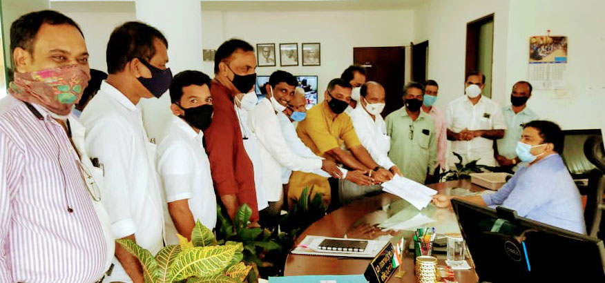 ಖಾಸಗಿ ಬಸ್ ದರ ಏರಿಕೆ ತಡೆಗೆ ಒಕ್ಕೊರಲ ಆಗ್ರಹ: ದ.ಕ. ಜಿಲ್ಲಾಧಿಕಾರಿಗೆ ಮನವಿ