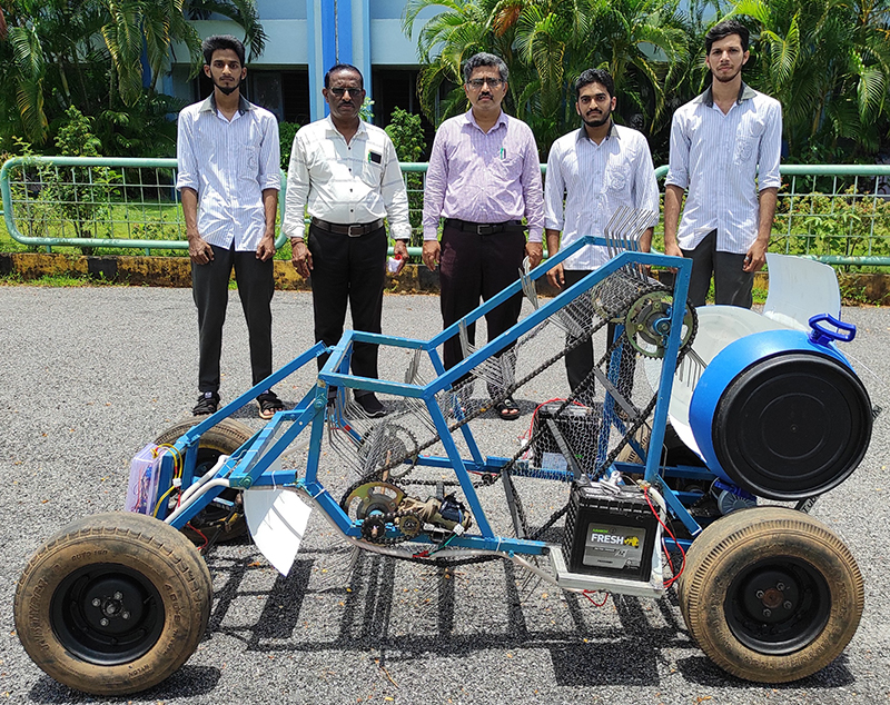 ಭಟ್ಕಳ ಅಂಜುಮನ್ ವಿದ್ಯಾರ್ಥಿಗಳಿಂದ ಬೀಚ್ ಸ್ವಚ್ಛತಾ ಯಂತ್ರ ಆವಿಷ್ಕಾರ