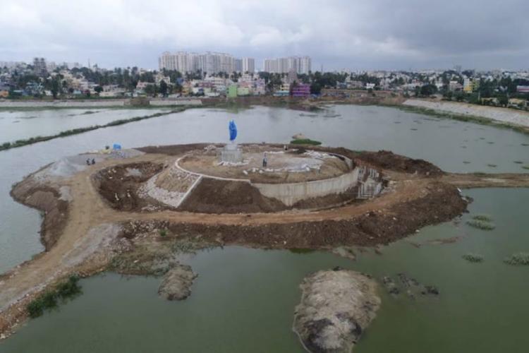 ತಡೆಯಾಜ್ಞೆಯಿದ್ದರೂ ಶಿವ ಪ್ರತಿಮೆ ಅನಾವರಣ: ಪ್ರಕರಣಕ್ಕೆ ಕೋಮು ಬಣ್ಣ ನೀಡಿದ ಹಿಂದುತ್ವ ಸಂಘಟನೆಗಳು