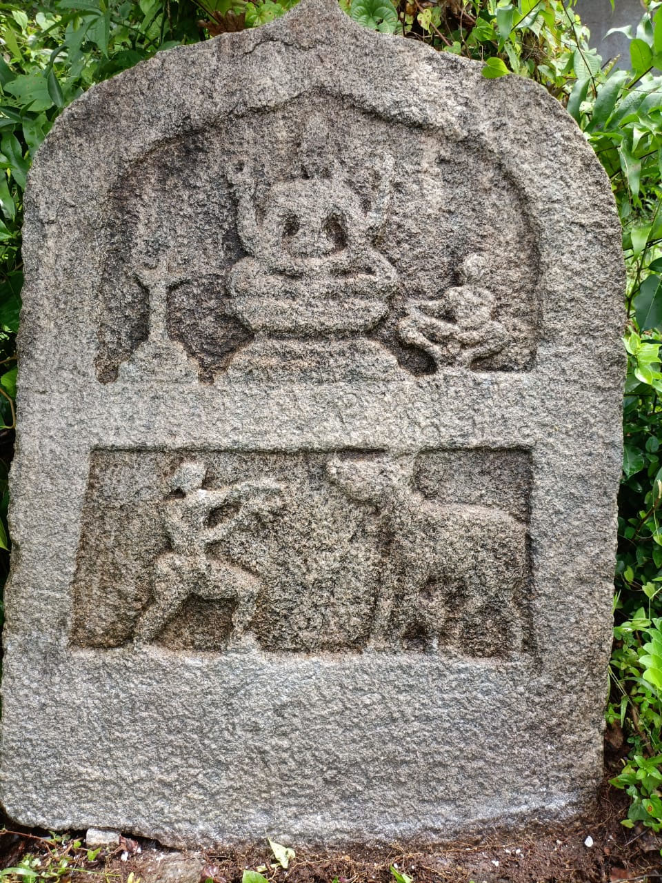 ಉಡುಪಿ: 14ನೇ ಶತಮಾನದ ಶಾಸನೋಕ್ತ ಉಭಯಮುಖಿ ದಾನ ಶಿಲೆಗಳು ಪತ್ತೆ