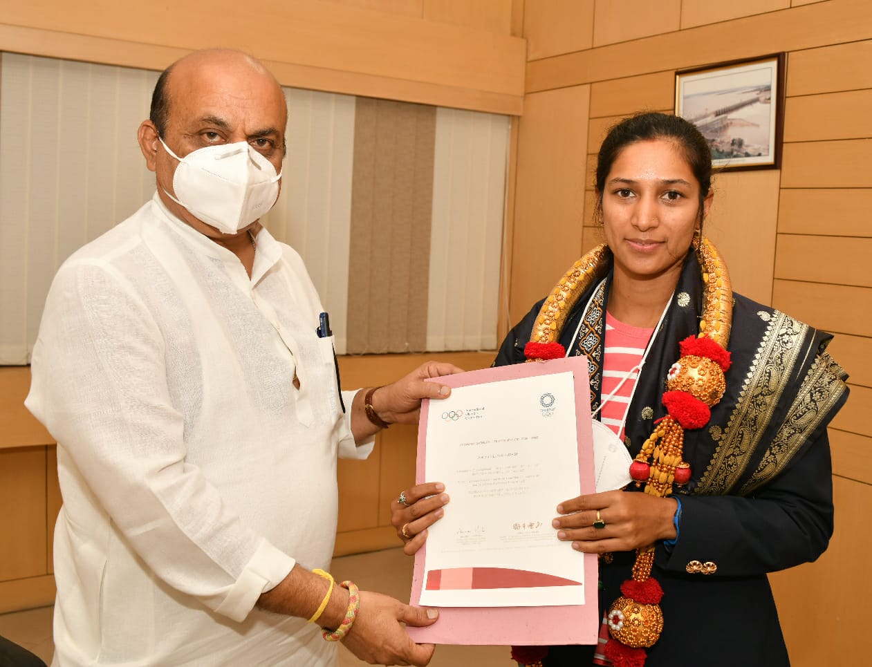 ಭಾರತೀಯ ಮಹಿಳಾ ಹಾಕಿ ತಂಡದ ತರಬೇತುದಾರರಿಗೆ ಸನ್ಮಾನ