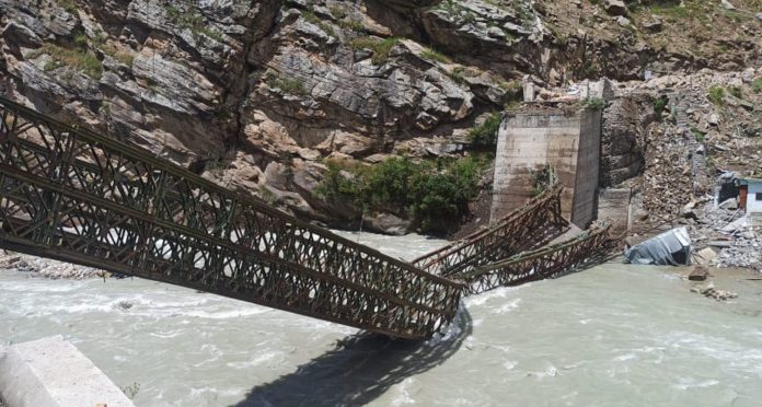 ಹಿಮಾಚಲಪ್ರದೇಶದಲ್ಲಿ ಭೂಕುಸಿತ: ಮತ್ತೆ 6 ಮೃತದೇಹಗಳು ಪತ್ತೆ, 23ಕ್ಕೆ ಏರಿಕೆಯಾದ ಸಾವಿನ ಸಂಖ್ಯೆ