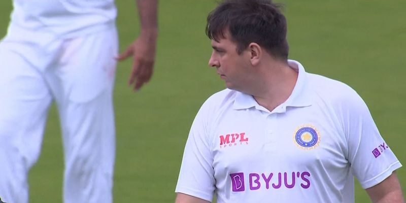 ಇಂಗ್ಲೆಂಡ್‌ ವಿರುದ್ಧದ ಪಂದ್ಯಾಟದ ಮಧ್ಯೆ ಭಾರತ ತಂಡದ ಸಮವಸ್ತ್ರ ಧರಿಸಿ ಮೈದಾನಕ್ಕಿಳಿದ ಆಗಂತುಕ ʼಜಾರ್ವೊʼ