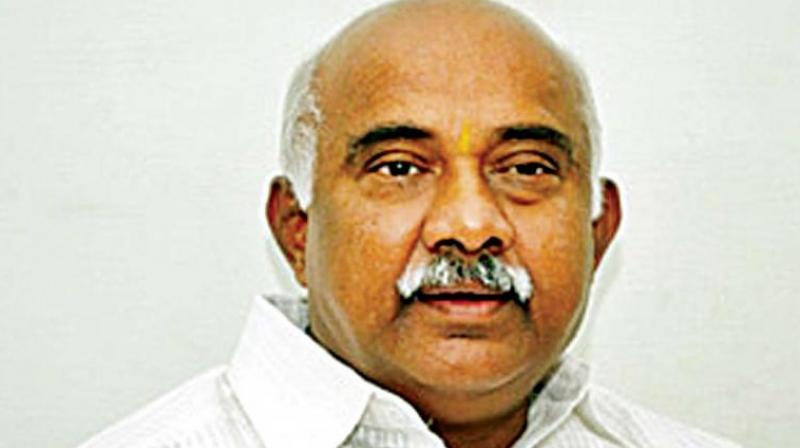 ಇಂಥದ್ದೇ ಖಾತೆ ಬೇಕು ಎಂದು ಕೇಳುವ ಸಚಿವರುಗಳು ಆ ಖಾತೆಗಳ ಜ್ಞಾನಿಗಳೇ:  ಎಚ್.ವಿಶ್ವನಾಥ್ ಪ್ರಶ್ನೆ