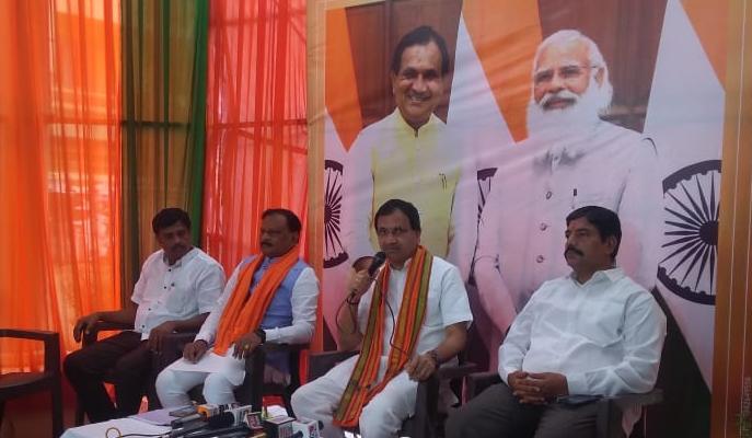 ರಾಜ್ಯದಲ್ಲಿ ಫಾರ್ಮ ಪಾರ್ಕ್, ಪ್ಲಾಸ್ಟಿಕ್ ಪಾರ್ಕ್ ಸ್ಥಾಪನೆ: ಕೇಂದ್ರ ಸಚಿವ ಭಗವಂತ್ ಖೂಬಾ