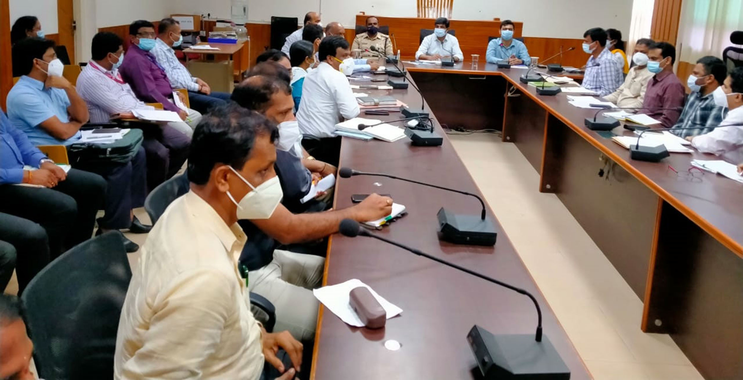 ಪ್ರತಿದಿನ ಕನಿಷ್ಠ 10,000 ಕೋವಿಡ್ ಪರೀಕ್ಷೆ ನಡೆಸಿ: ಉಡುಪಿ ಜಿಲ್ಲಾಧಿಕಾರಿ