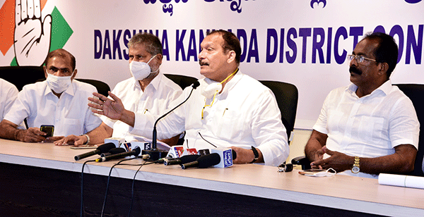 ಕೊರೋನ ಸಾವು- ಪರಿಹಾರದ ನಿಖರ ಮಾಹಿತಿ ನೀಡಿ: ಜಿಲ್ಲಾಡಳಿತಕ್ಕೆ ಐವನ್ ಆಗ್ರಹ