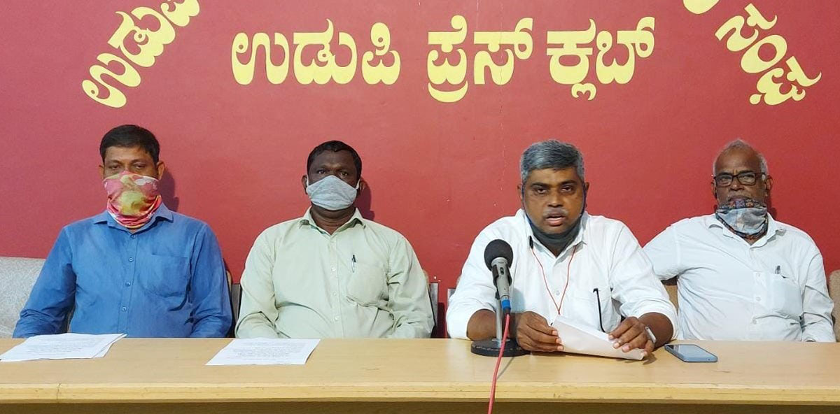 ಸೆ.1ರಂದು ಕಟ್ಟಡ ಕಾರ್ಮಿಕ ಕಲ್ಯಾಣ ಮಂಡಳಿಗೆ ಮುತ್ತಿಗೆ: ಮಹಾಂತೇಶ