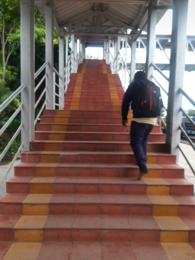 ಬೀರೂರು ರೈಲು ನಿಲ್ದಾಣದಲ್ಲಿ ಅವೈಜ್ಞಾನಿಕ ಮೇಲ್ಸೇತುವೆ ಕಾಮಗಾರಿ