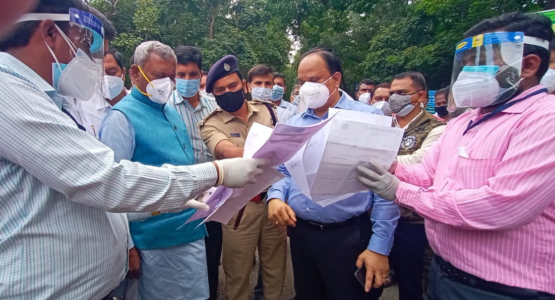 ನಕಲಿ ಕೋವಿಡ್ ವರದಿ ತಂದರೆ ಜೈಲುಗಟ್ಟಿ: ಅಧಿಕಾರಿಗಳಿಗೆ ಸೂಚಿಸಿದ ಸಚಿವ ಎಸ್.ಟಿ.ಸೋಮಶೇಖರ್